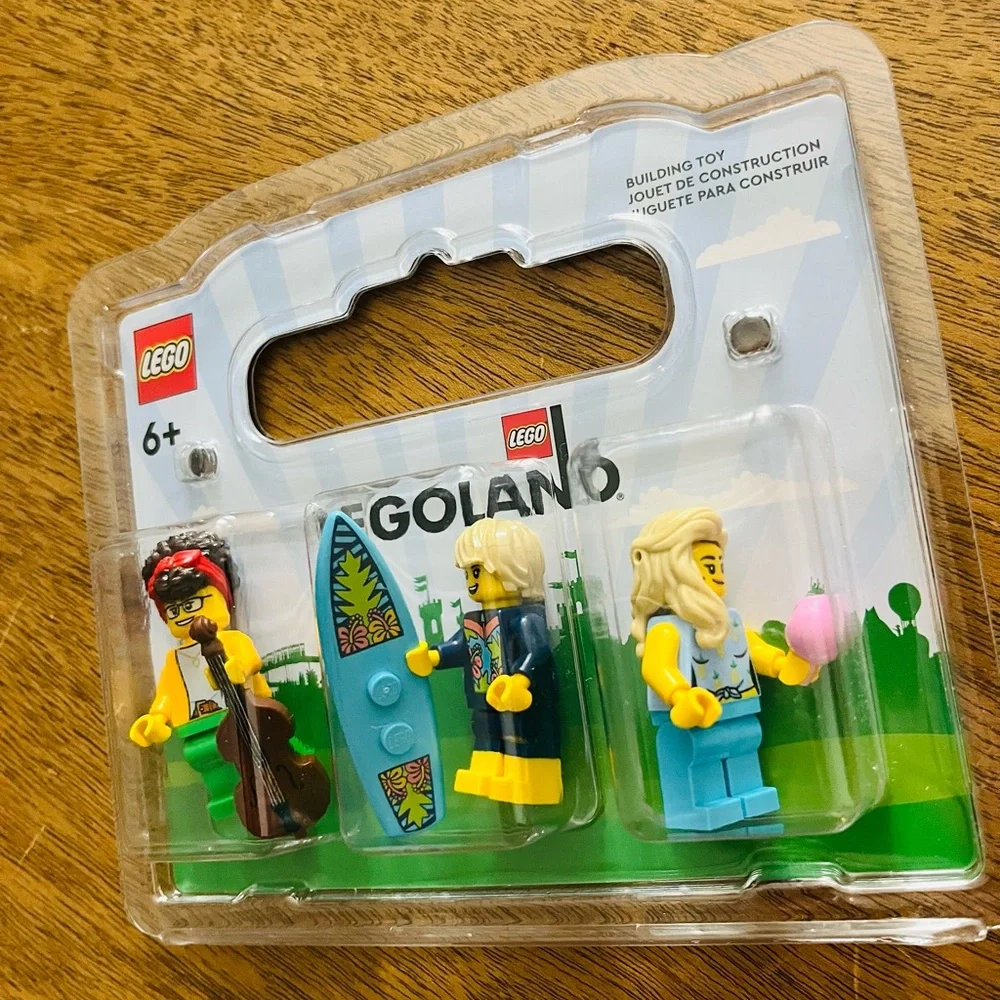 LEGO Legoland Exclusive BAM Summer Minifigures Pre build Set Of 3 853607 2025 - Picture 3 of 4